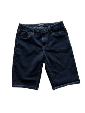 d. jeans Women’s Bermuda Shorts (dark wash) size 6